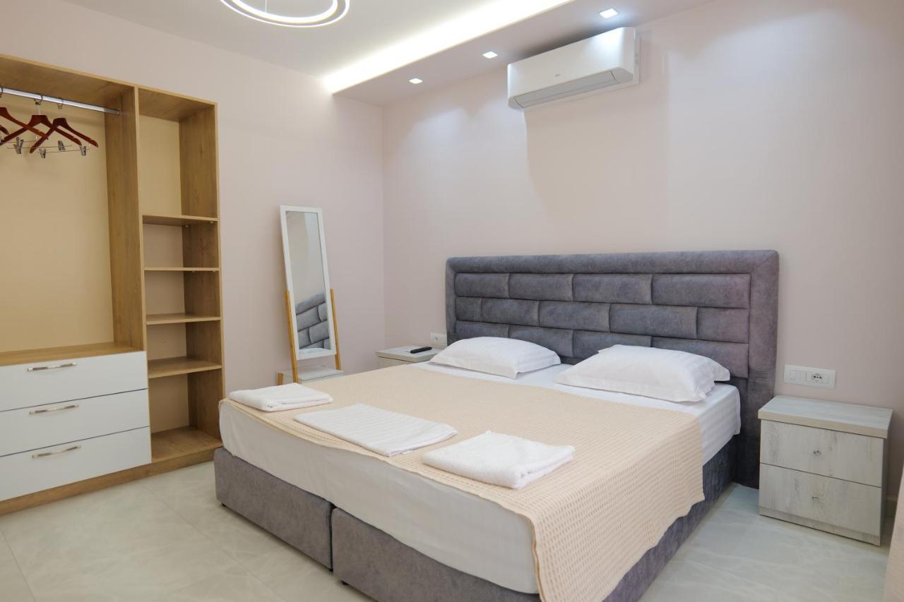 Saranda Luxury Apartments Bagian luar foto