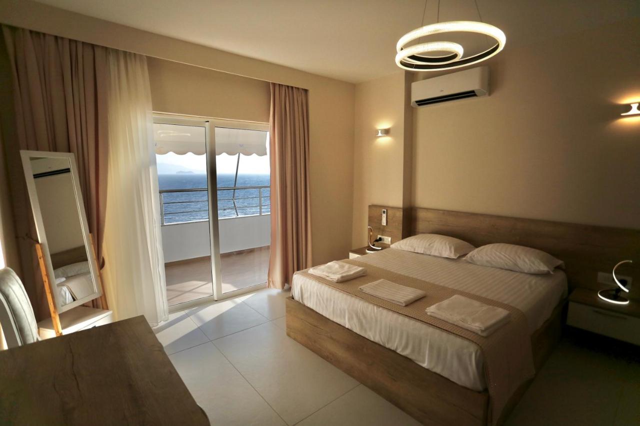 Saranda Luxury Apartments Bagian luar foto