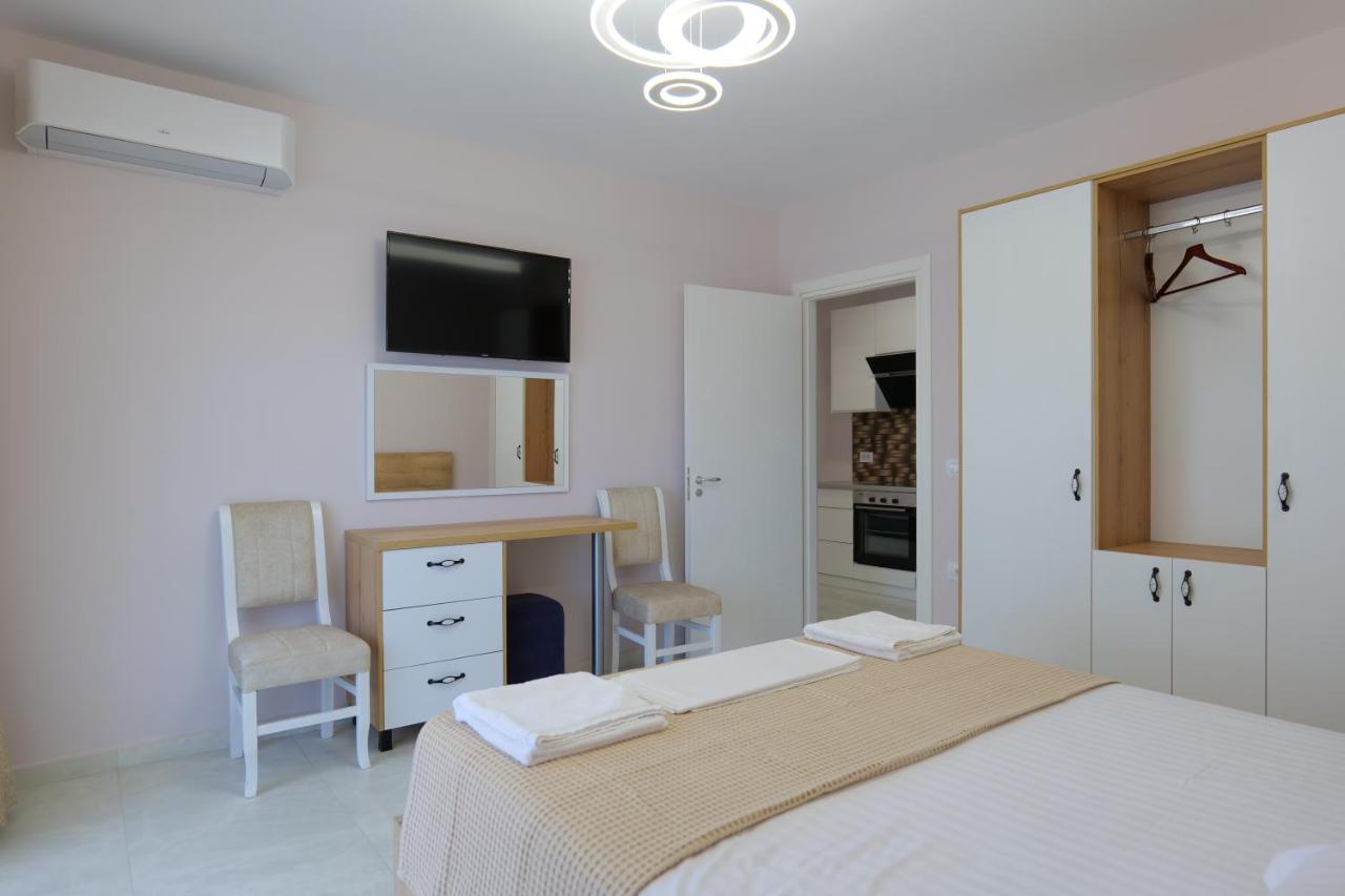 Saranda Luxury Apartments Bagian luar foto