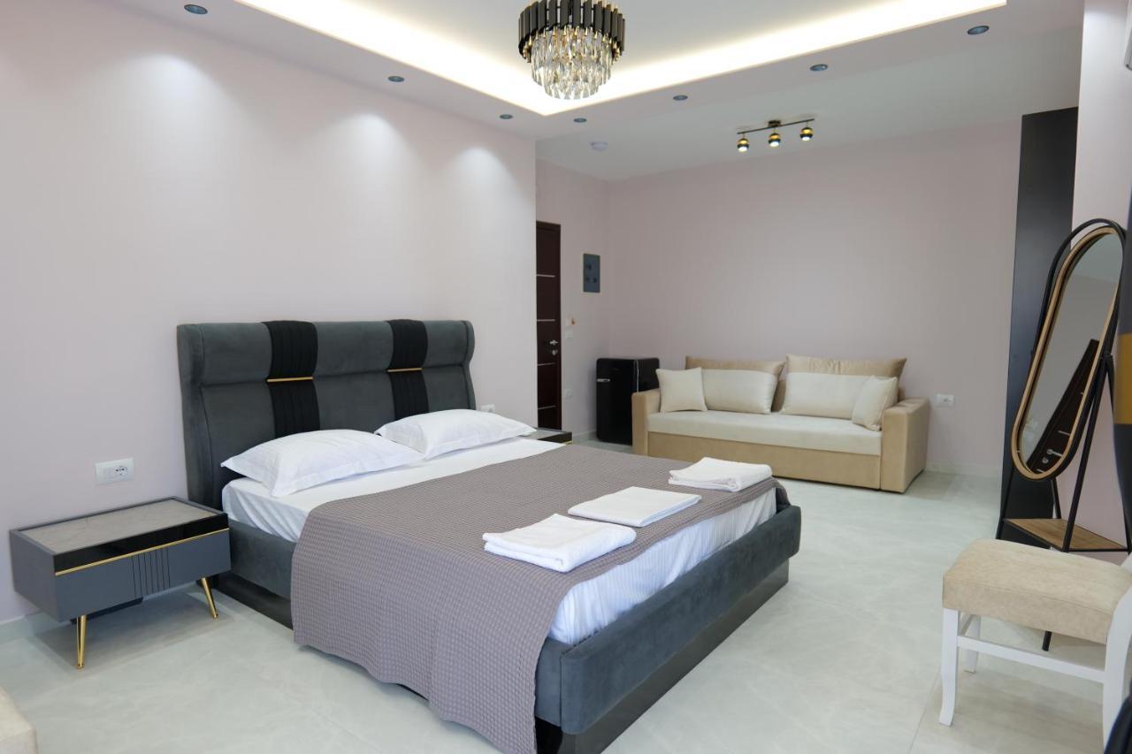 Saranda Luxury Apartments Bagian luar foto