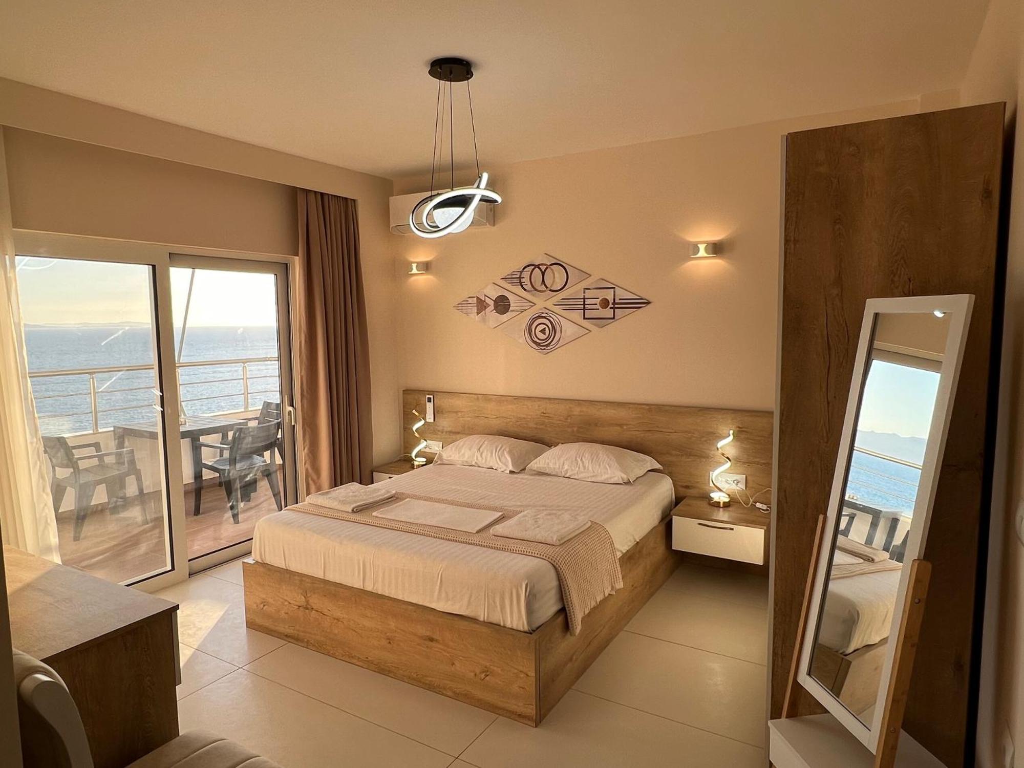 Saranda Luxury Apartments Bagian luar foto