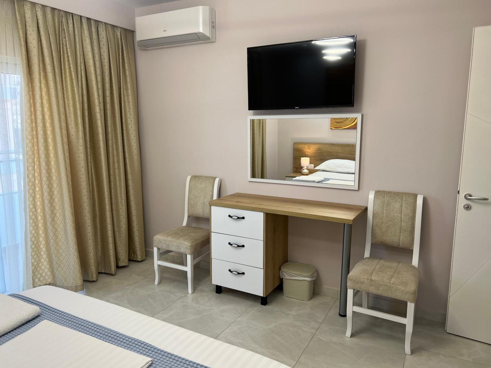 Saranda Luxury Apartments Bagian luar foto